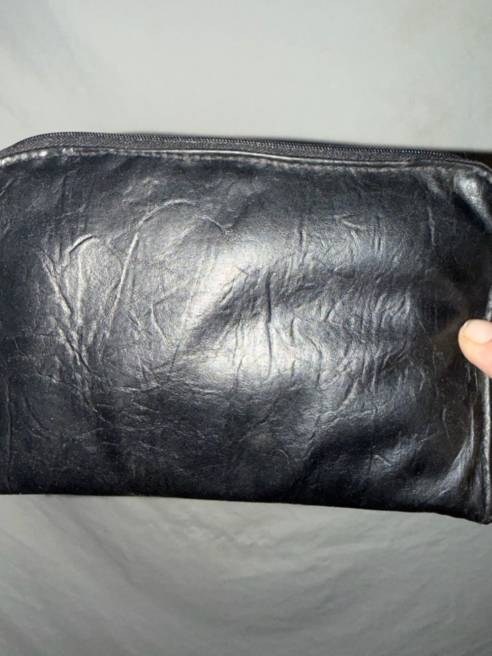 Women's Black Leather Zip jewelry Pouch - Classic Carry Case